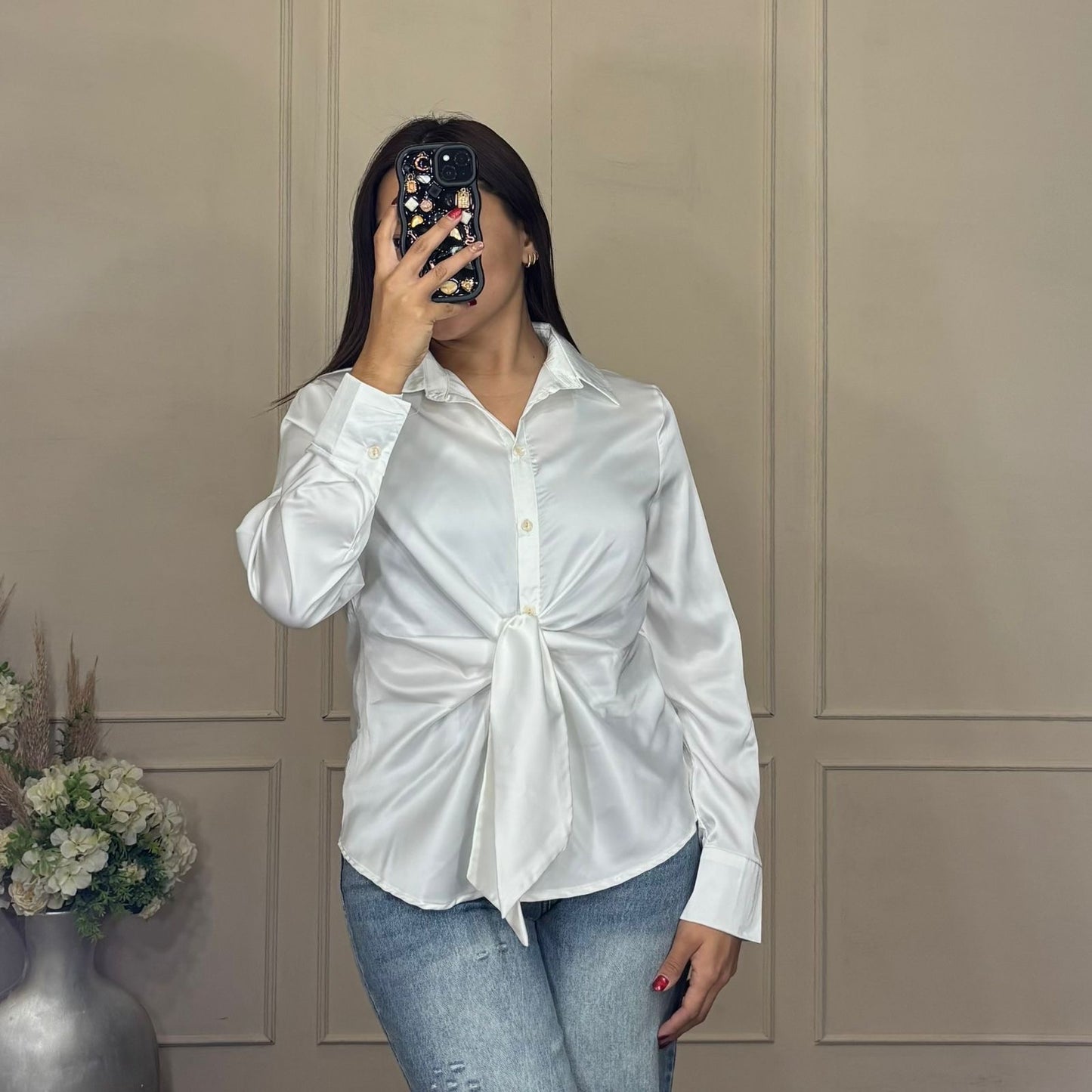 Blusa tipo seda manga larga