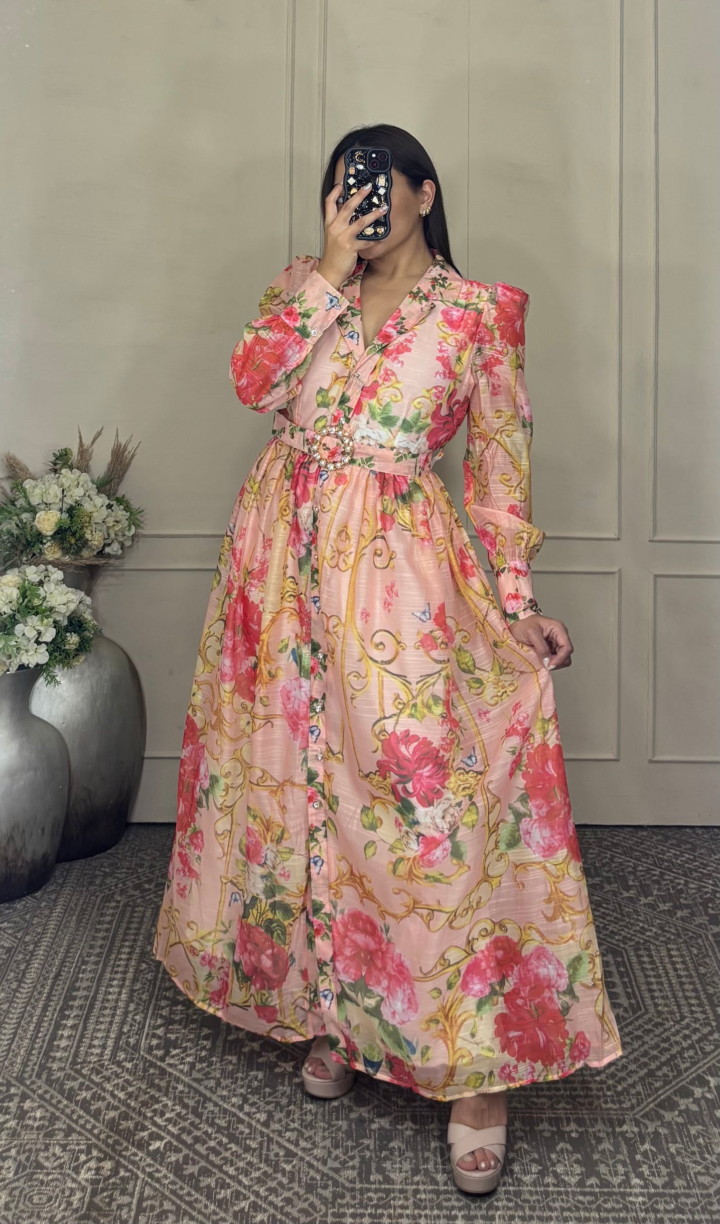 Vestido rosa salmón cuello V