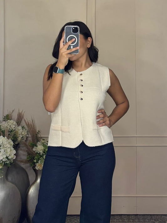 Chaleco casual botones dorados