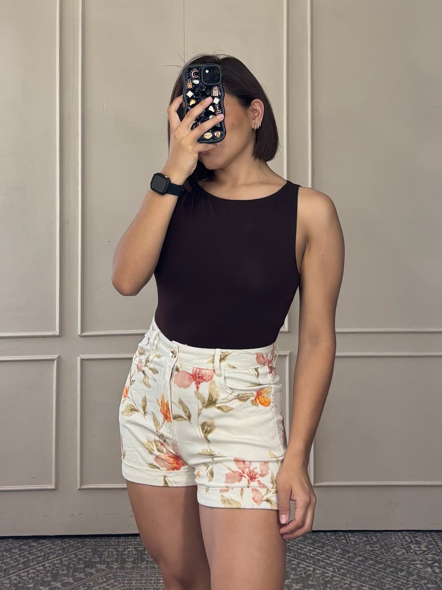 Short floral