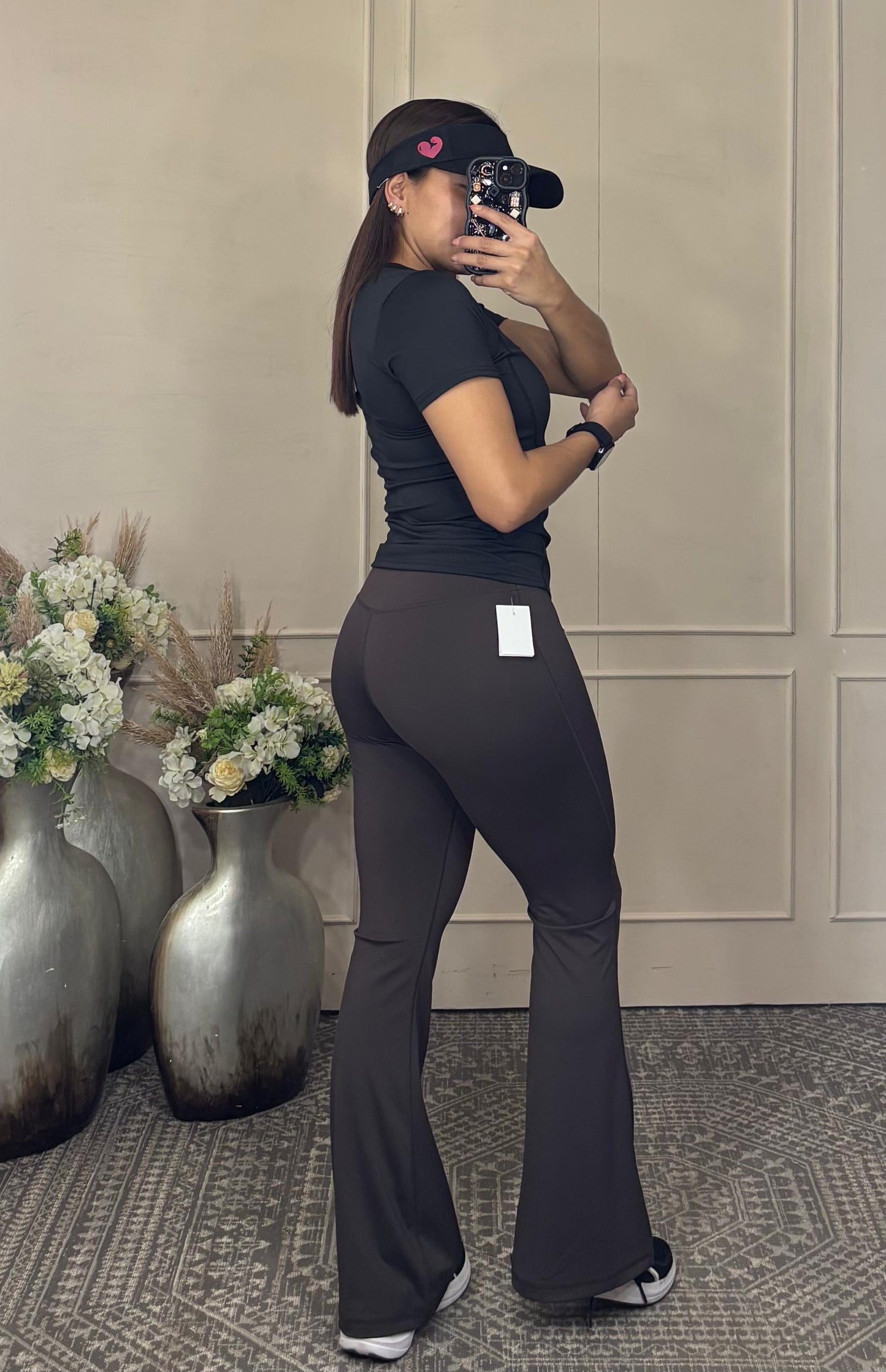 Pantalón deportivo acampanado
