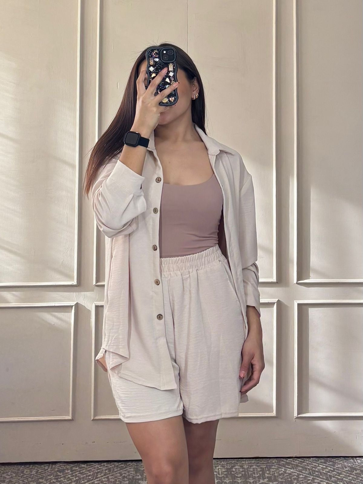 Conjunto short y blusa botones manga larga