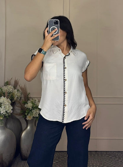Camisa manga corta cuello sport