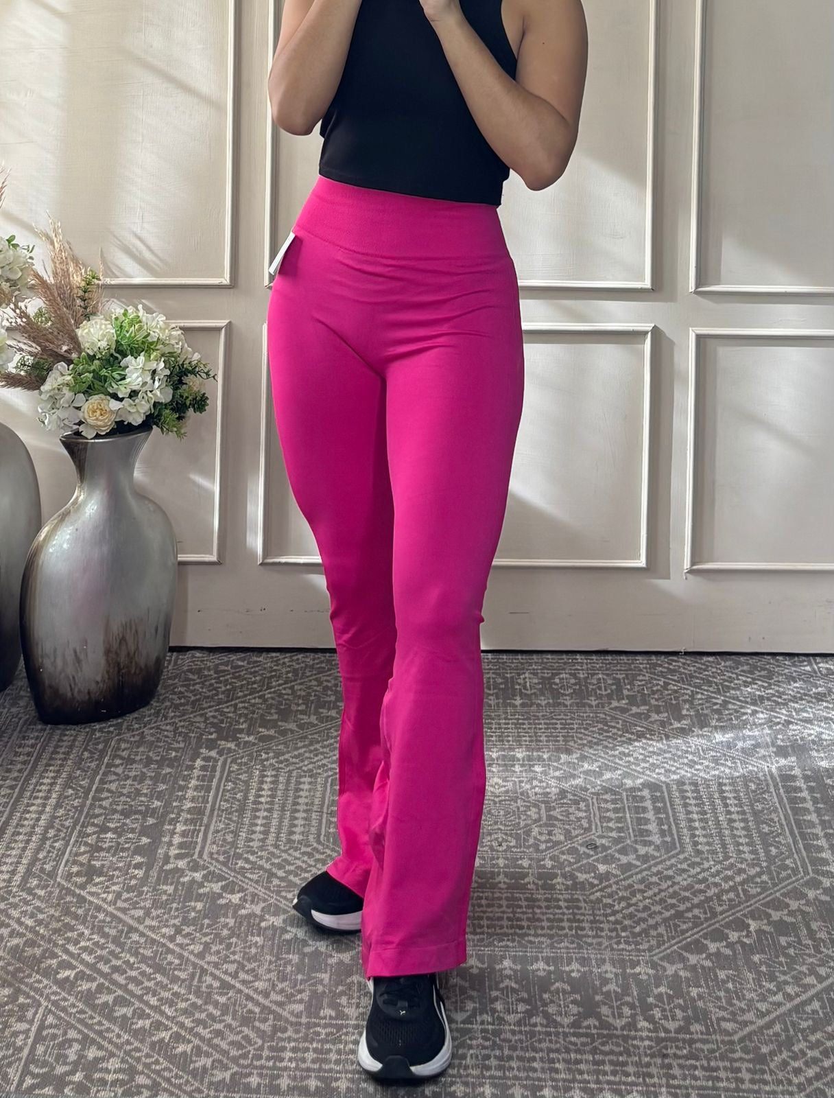 Legging deportivo acampanado