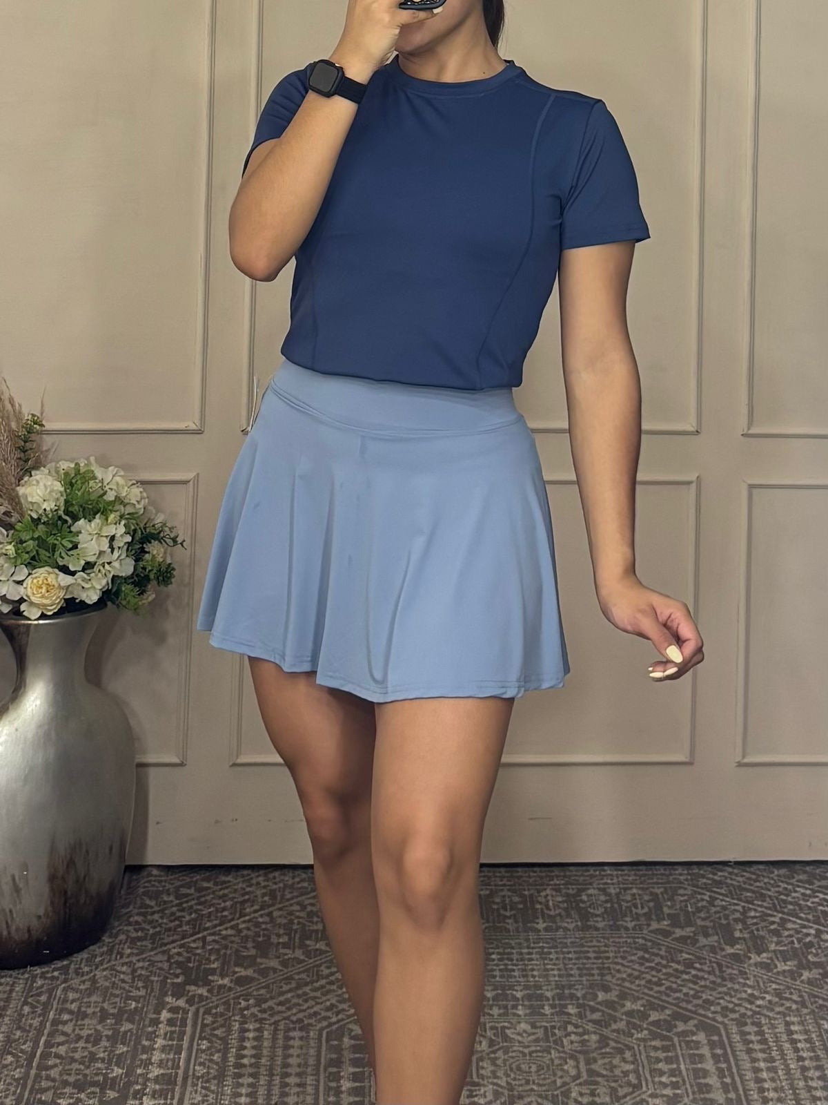 Falda deportiva lisa bolsa trasera