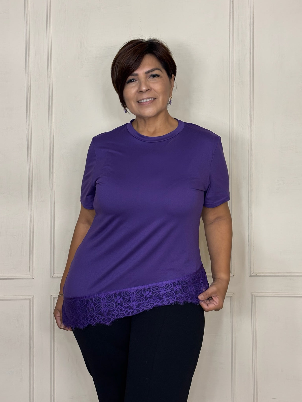 Blusa Nora· Lisa con encaje