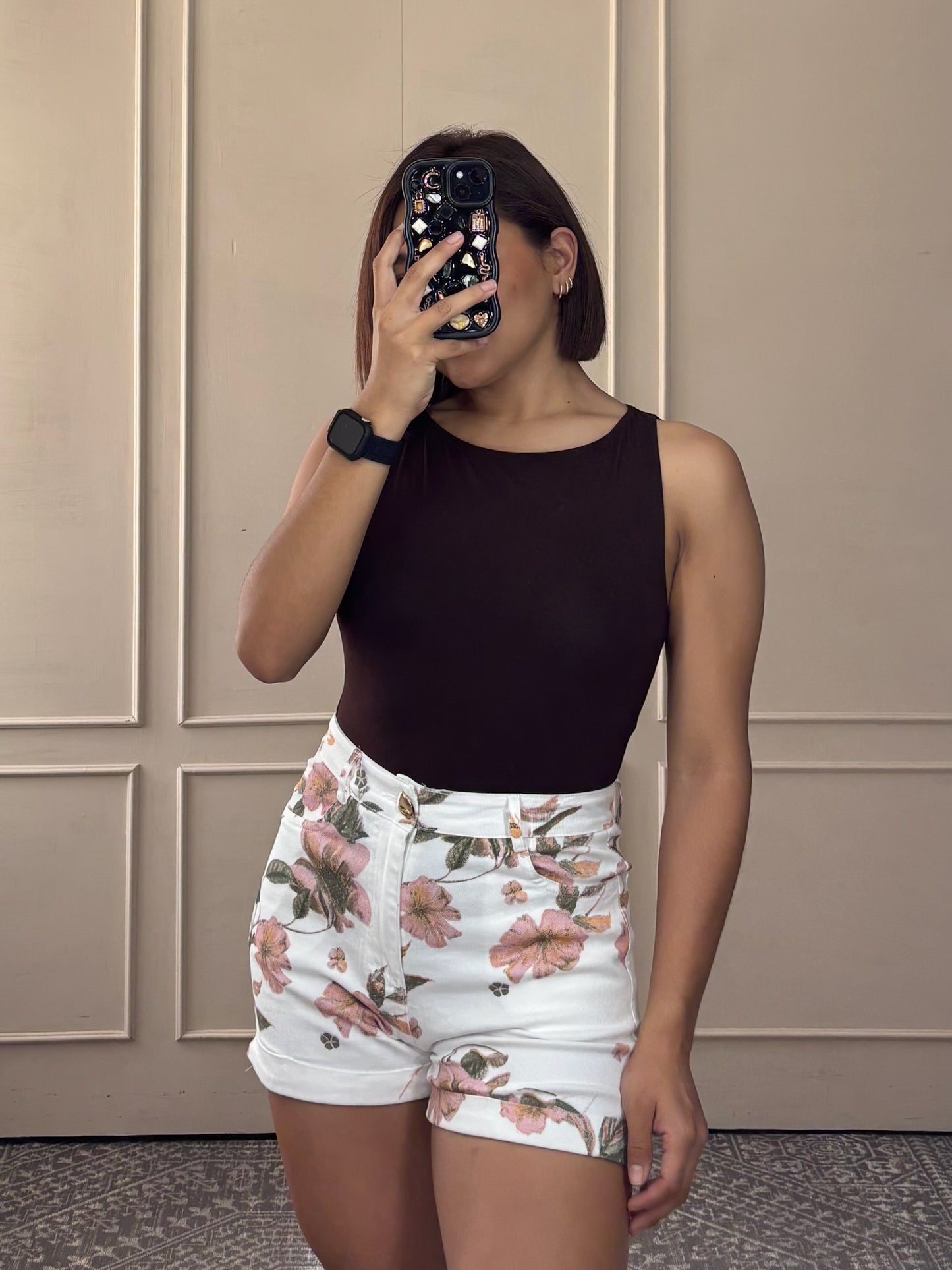Short floral