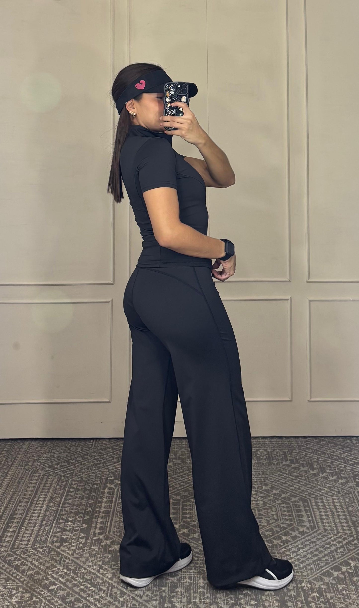 Pantalón deportivo corte recto