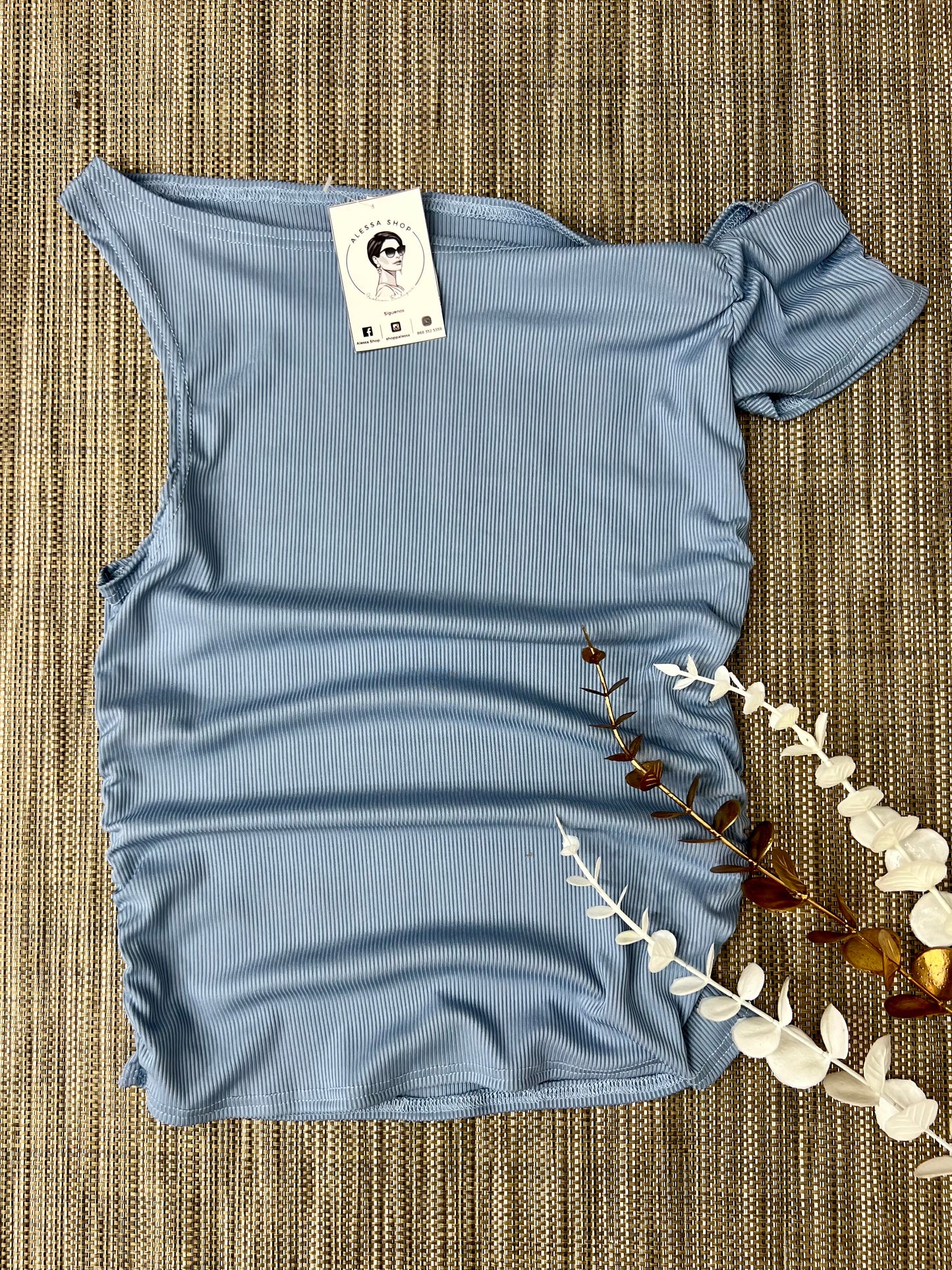 Blusa una manga caída