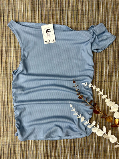 Blusa una manga caída