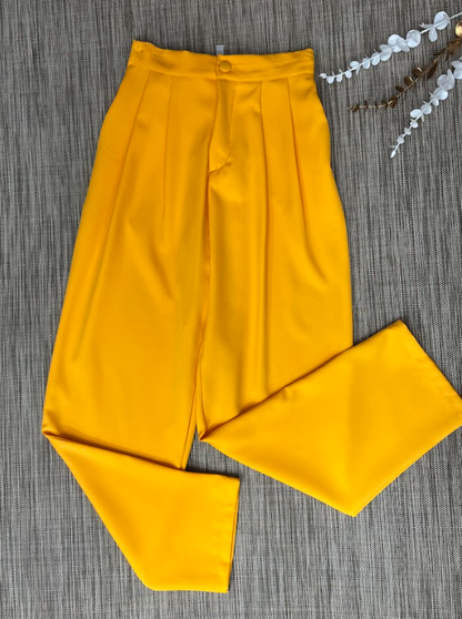 Pantalon formal amarillo