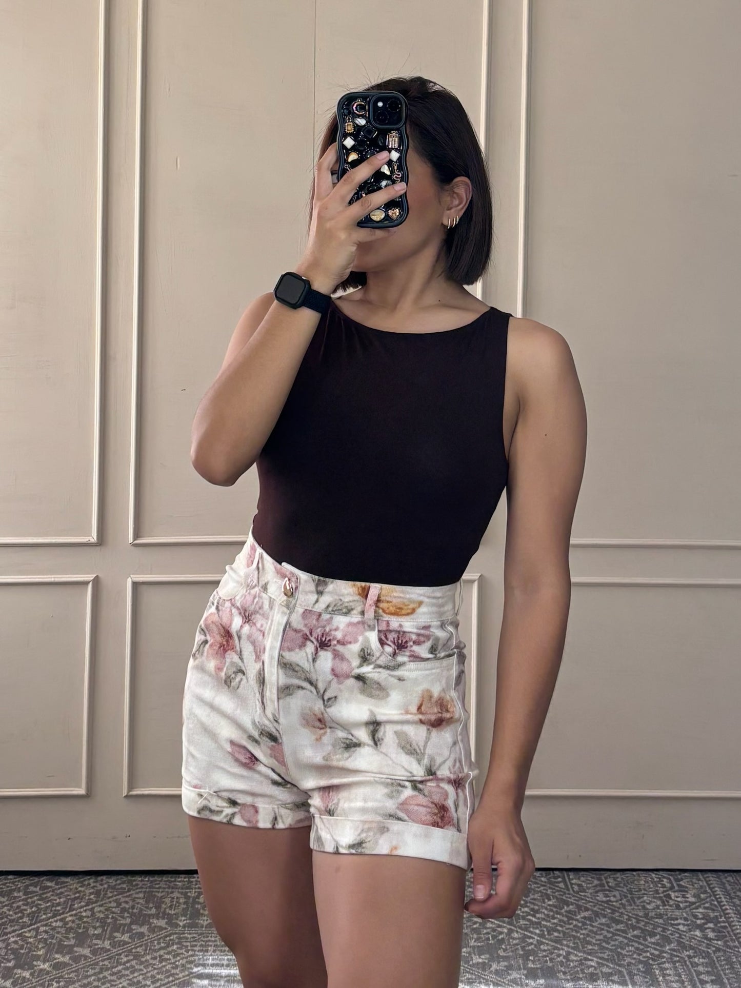 Short floral