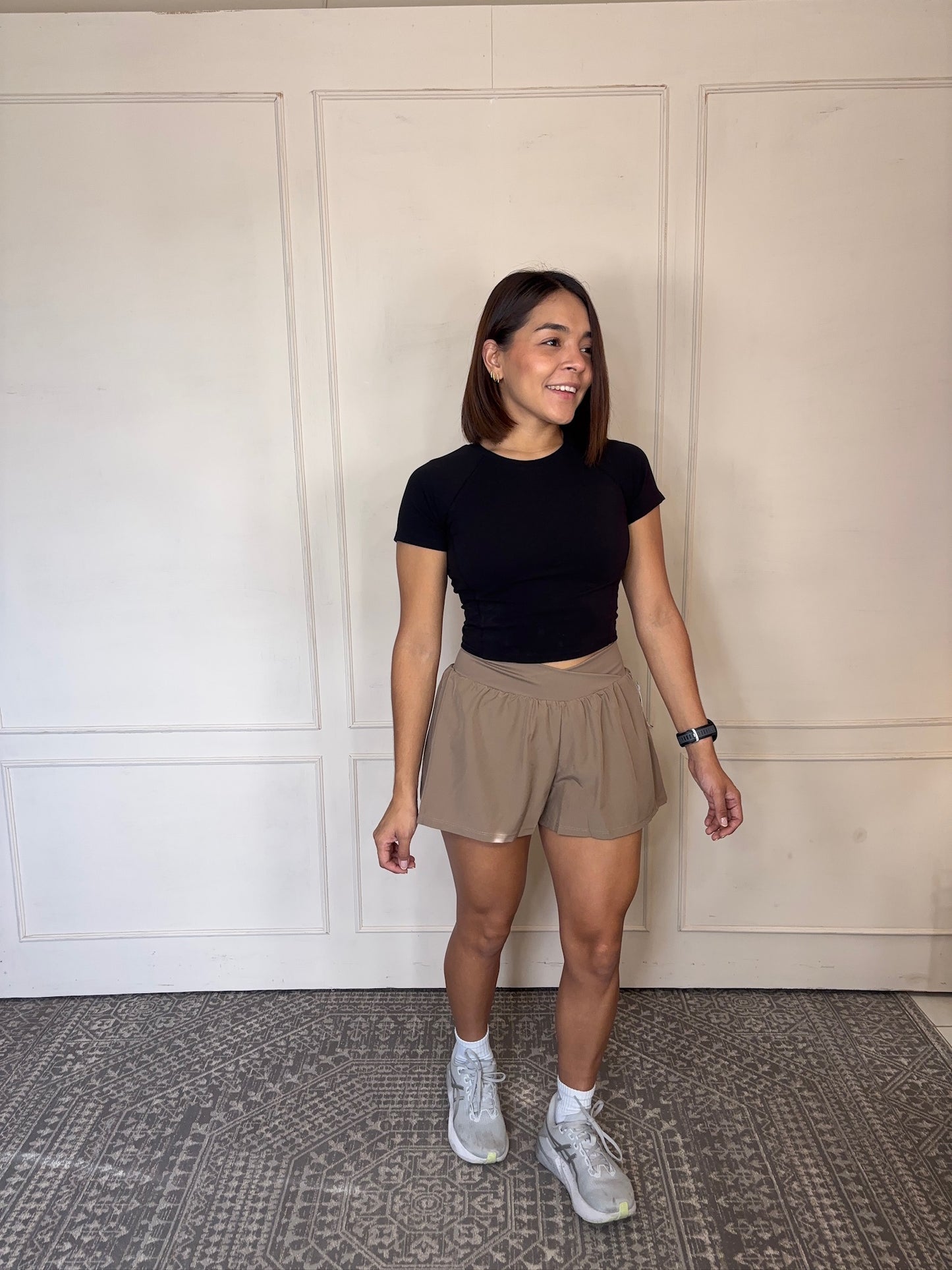 Short flowy runner