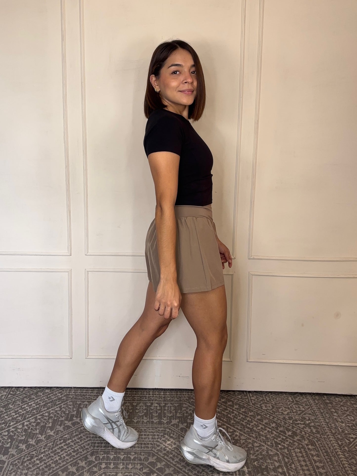 Short flowy runner