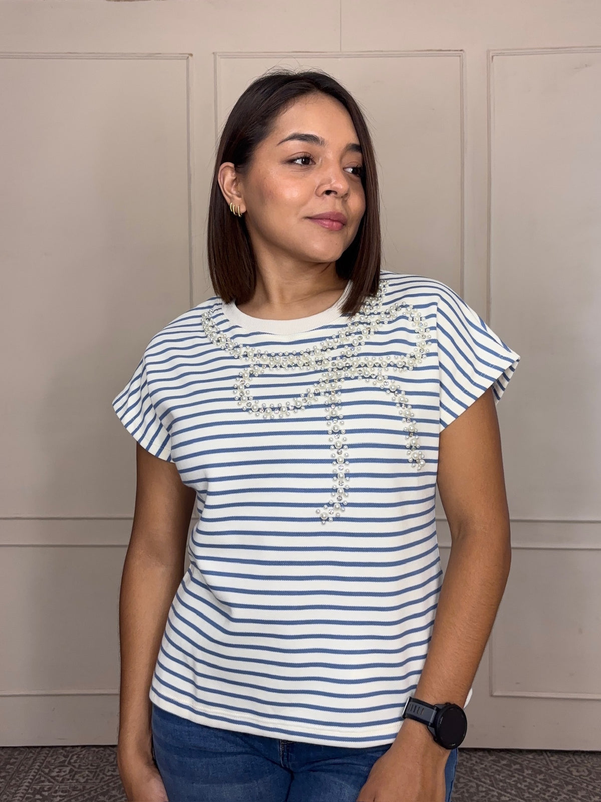 Blusa Andrea · Rayas con Moño de Perlas