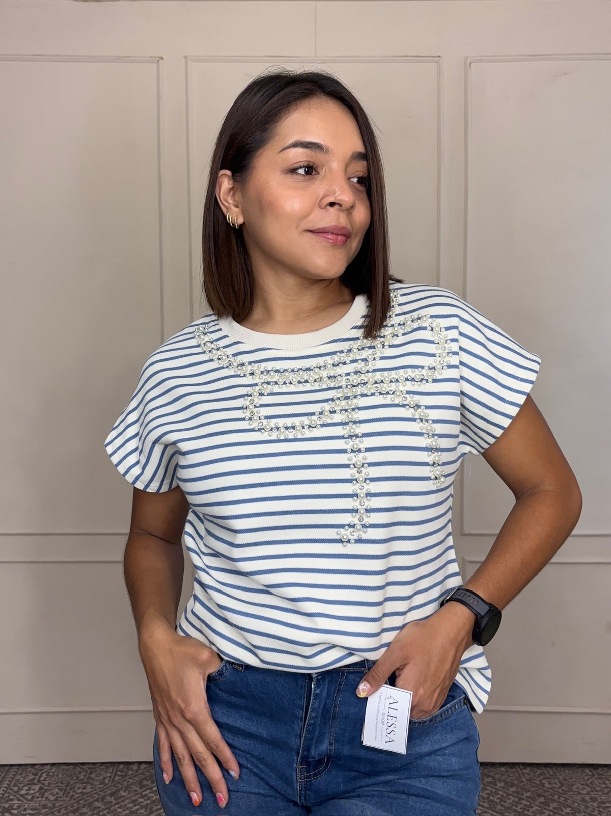 Blusa Andrea · Rayas con Moño de Perlas