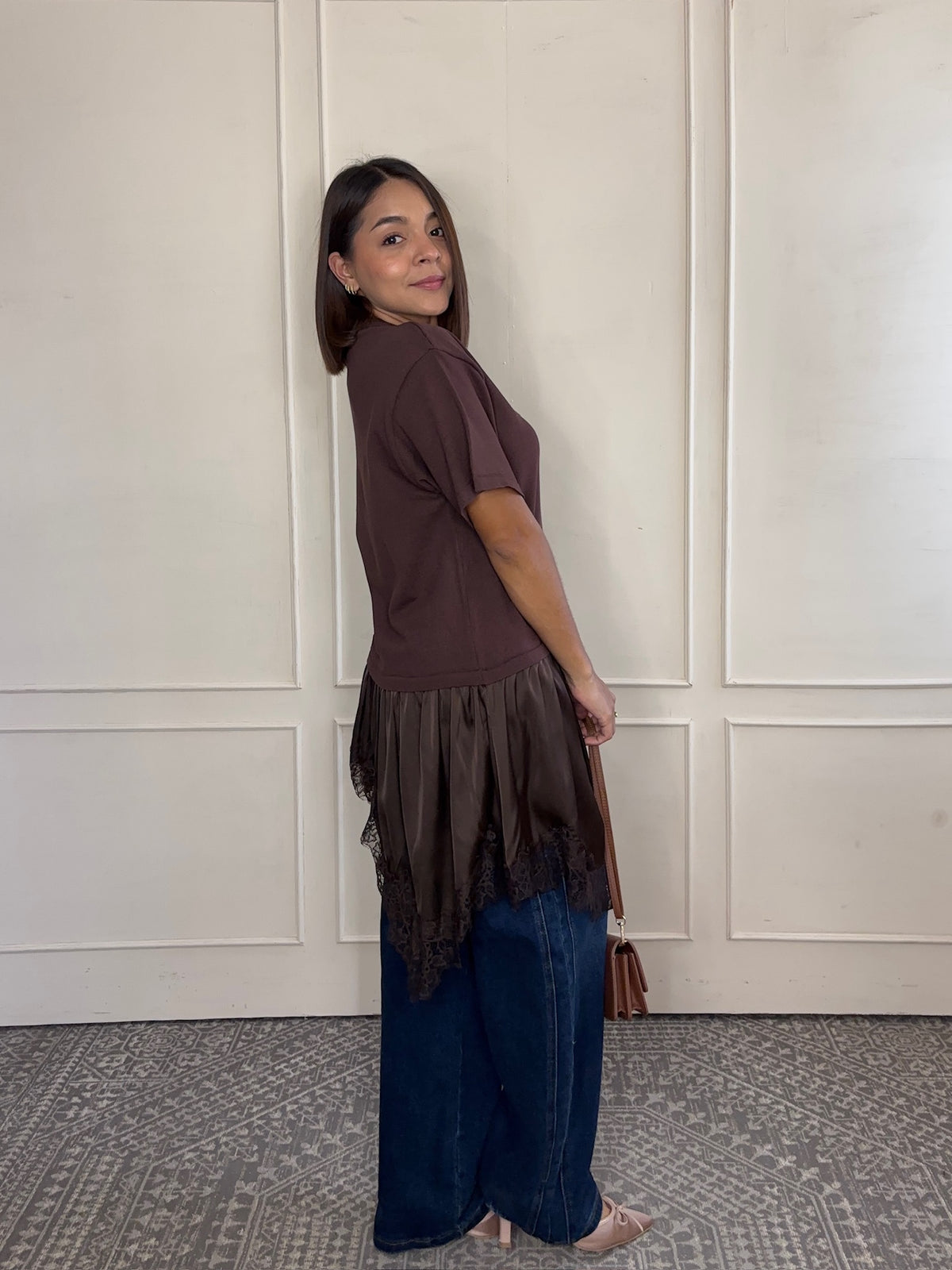 Blusa Alma · Holán de Satín con Encaje