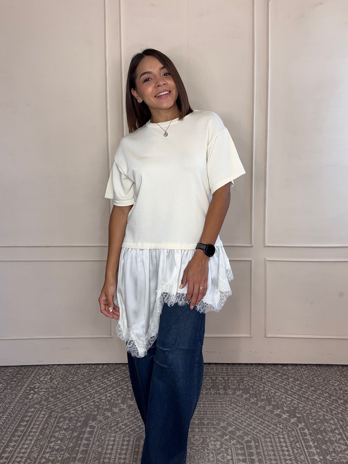 Blusa Alma · Holán de Satín con Encaje