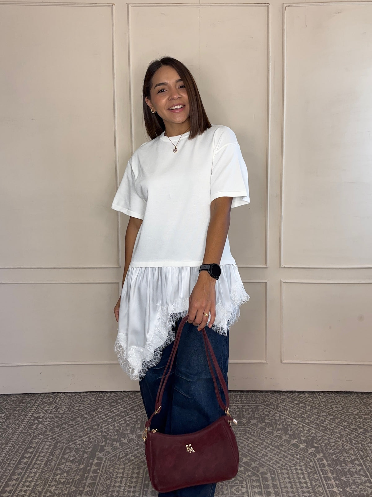 Blusa Alma · Holán de Satín con Encaje