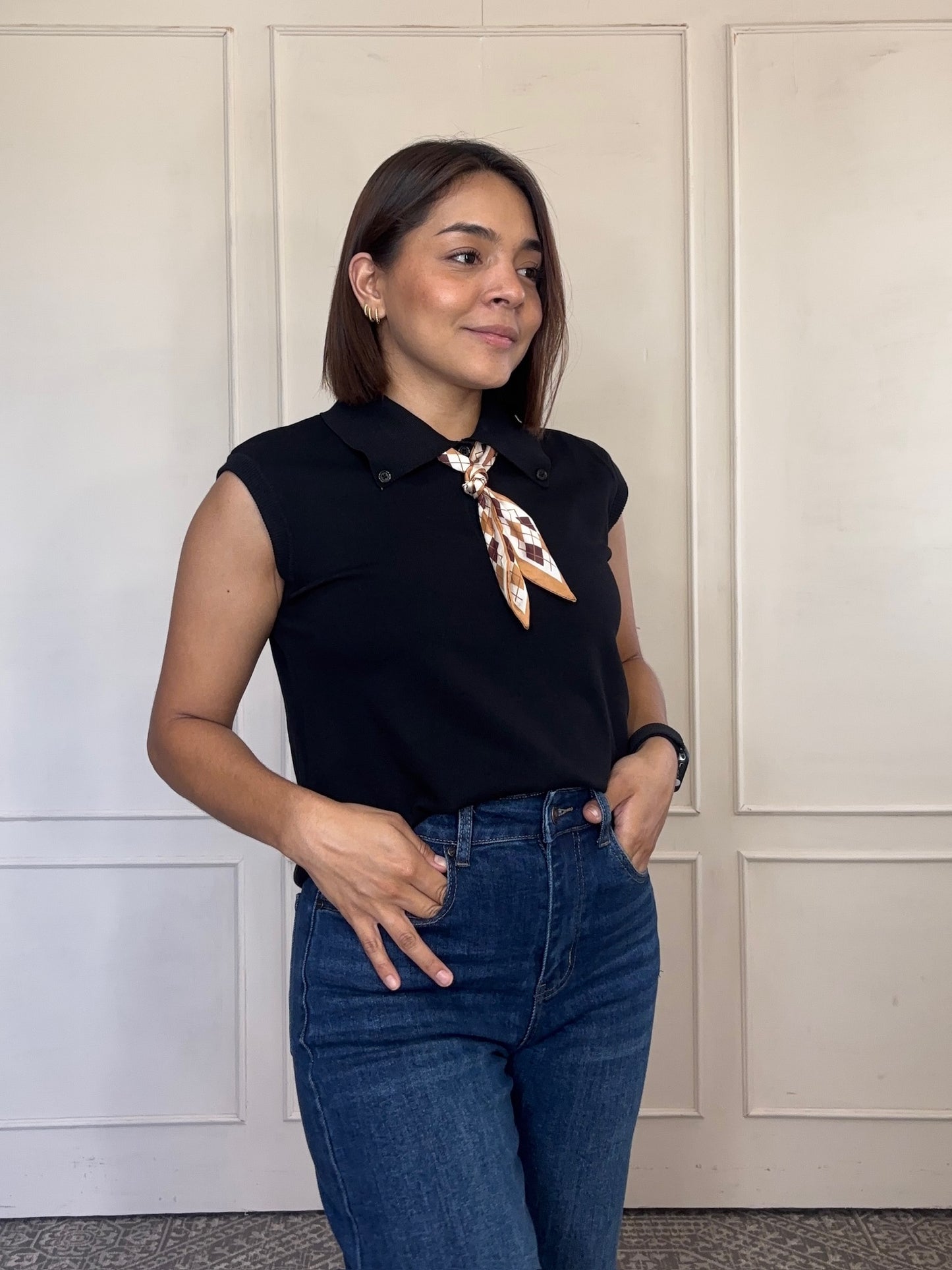 Blusa sin mangas con Cuello sport