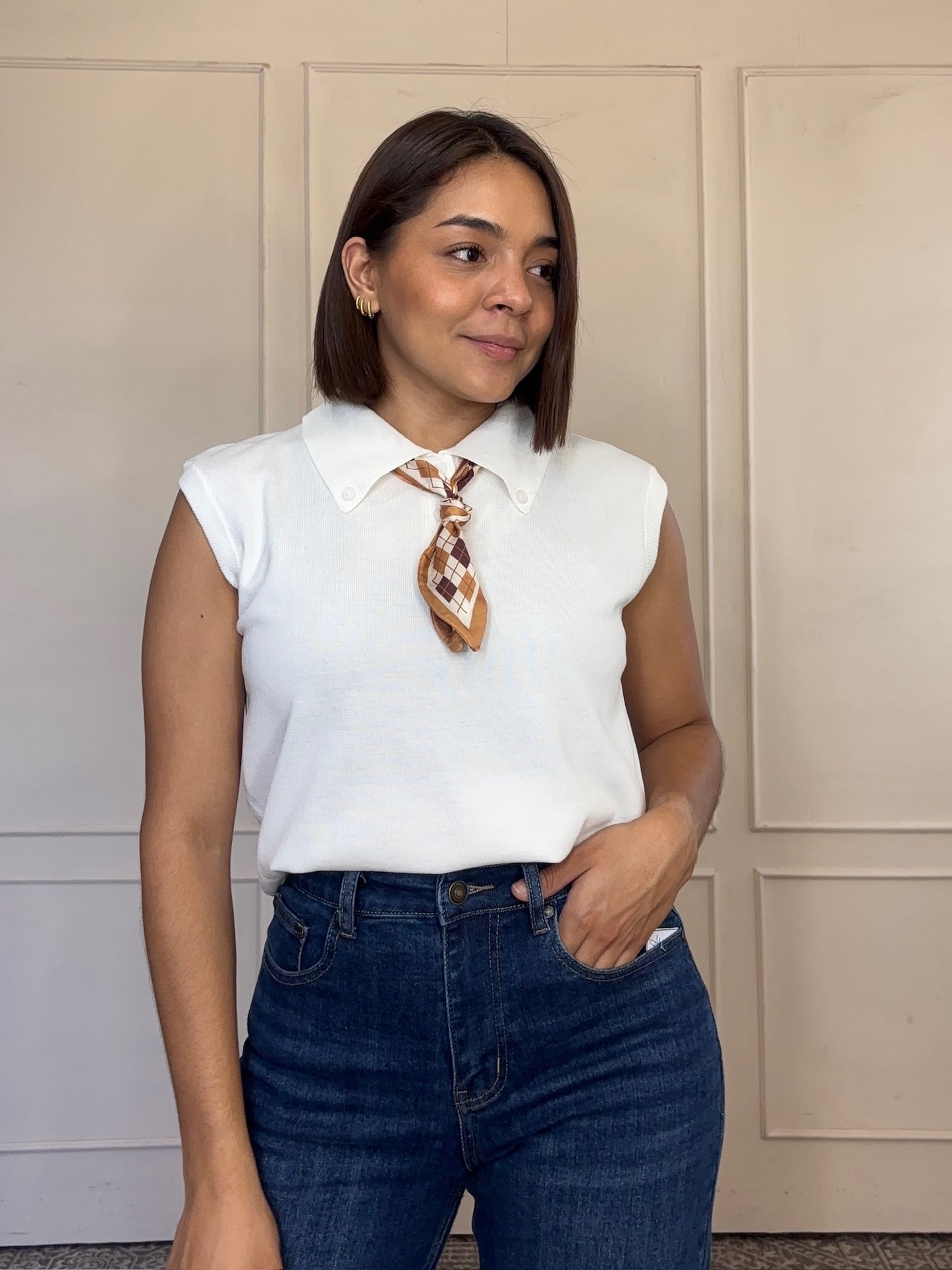 Blusa sin mangas con Cuello sport