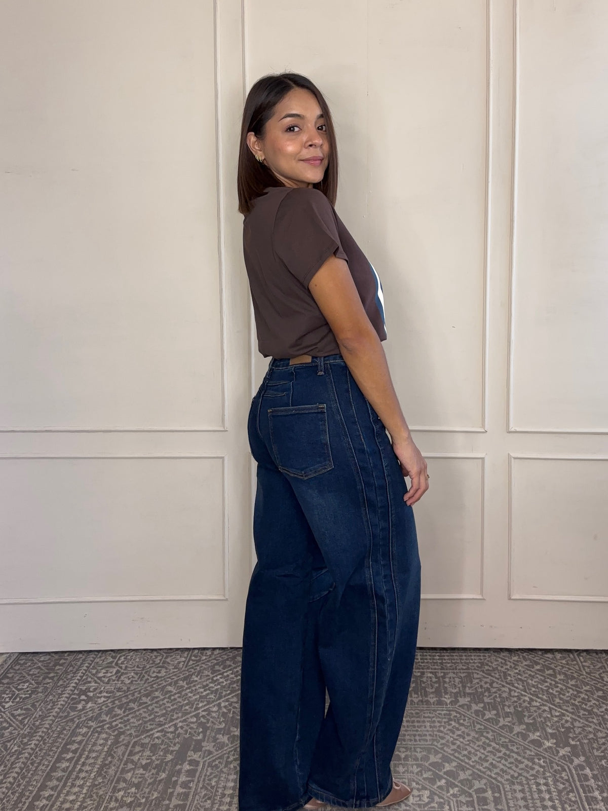 Pantalón Fernanda · Mezclilla Oscura Corte Barrel