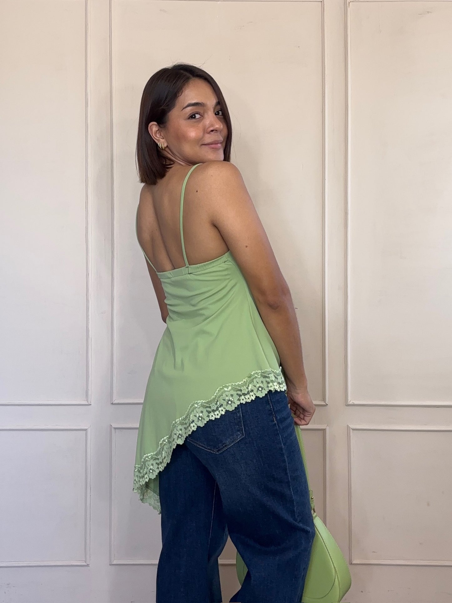 Blusa de Tirantes con Encaje