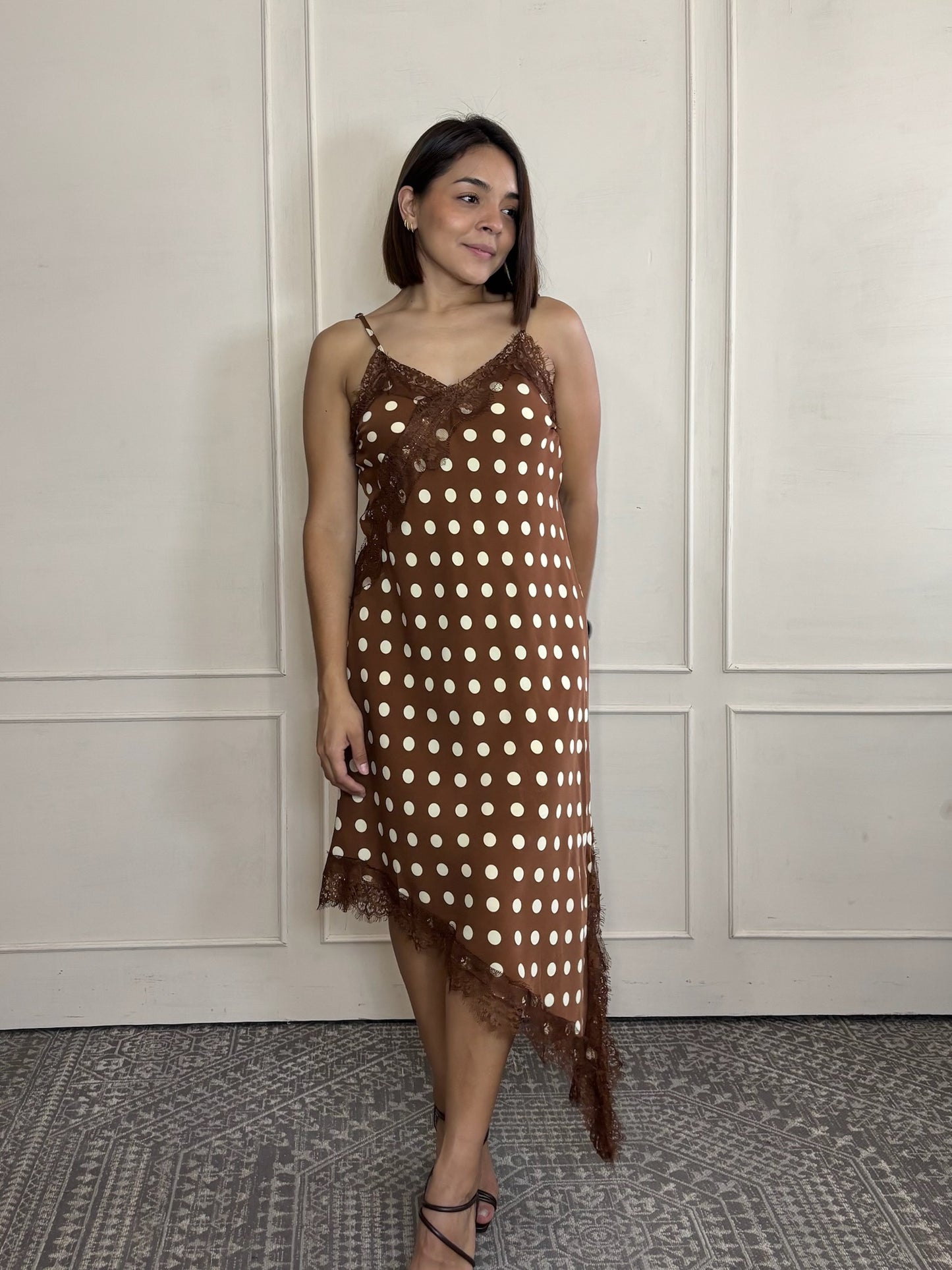 Vestido encaje polka dots