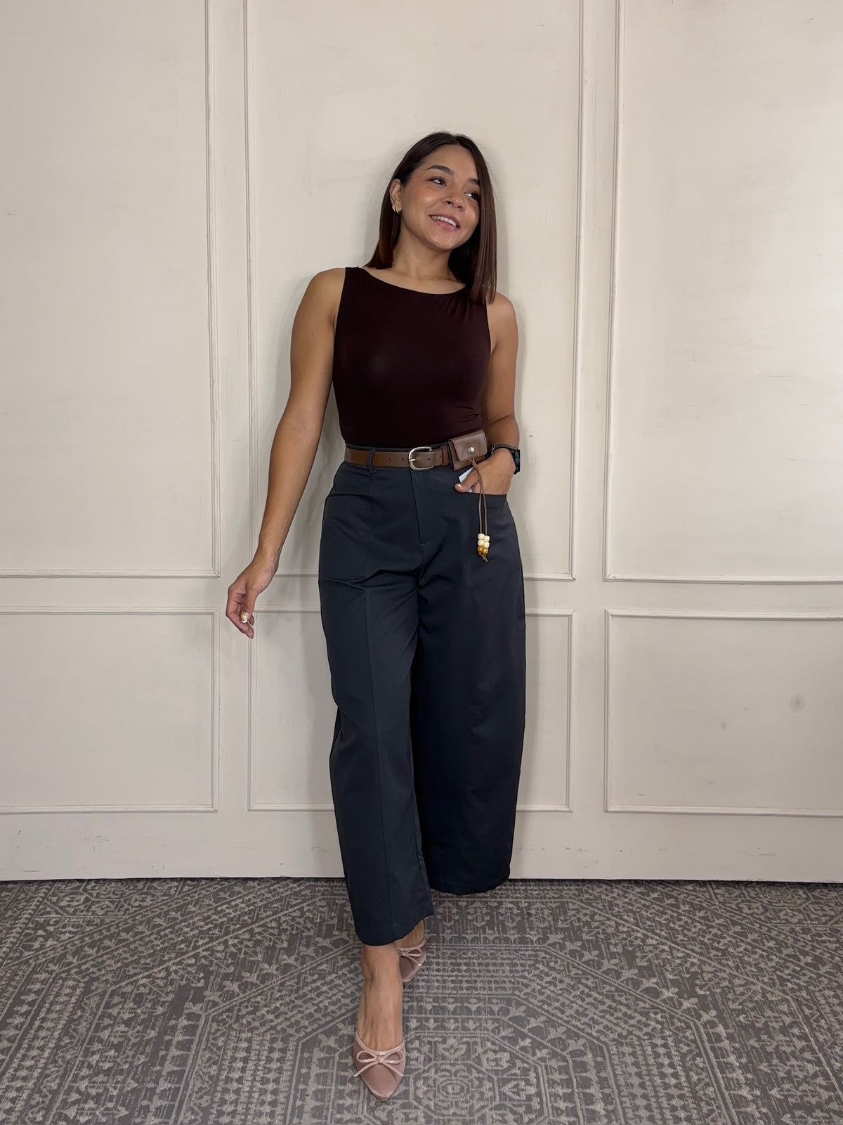 Pantalón Rocío · Pierna Curva con Cinto