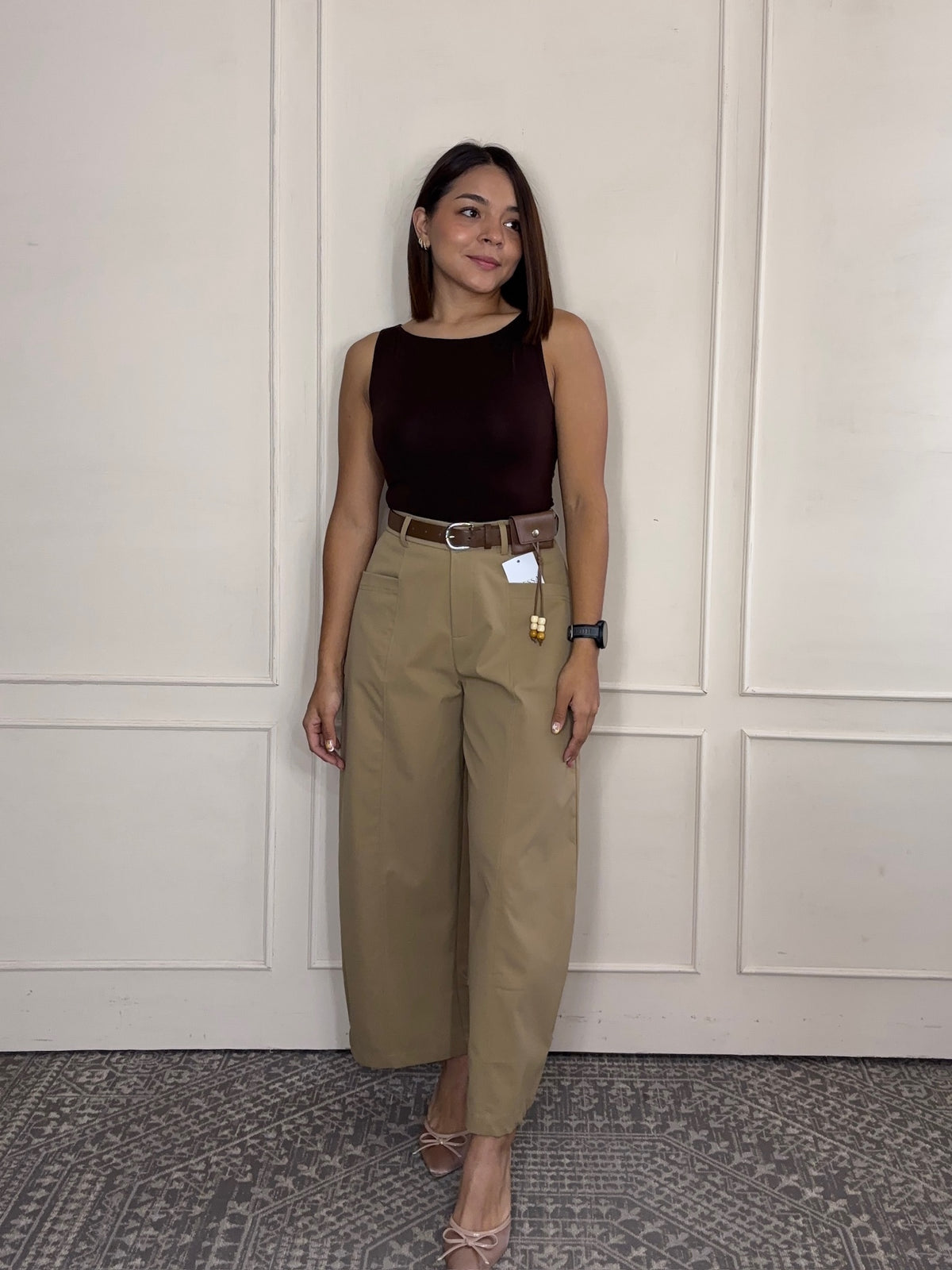 Pantalón Rocío · Pierna Curva con Cinto