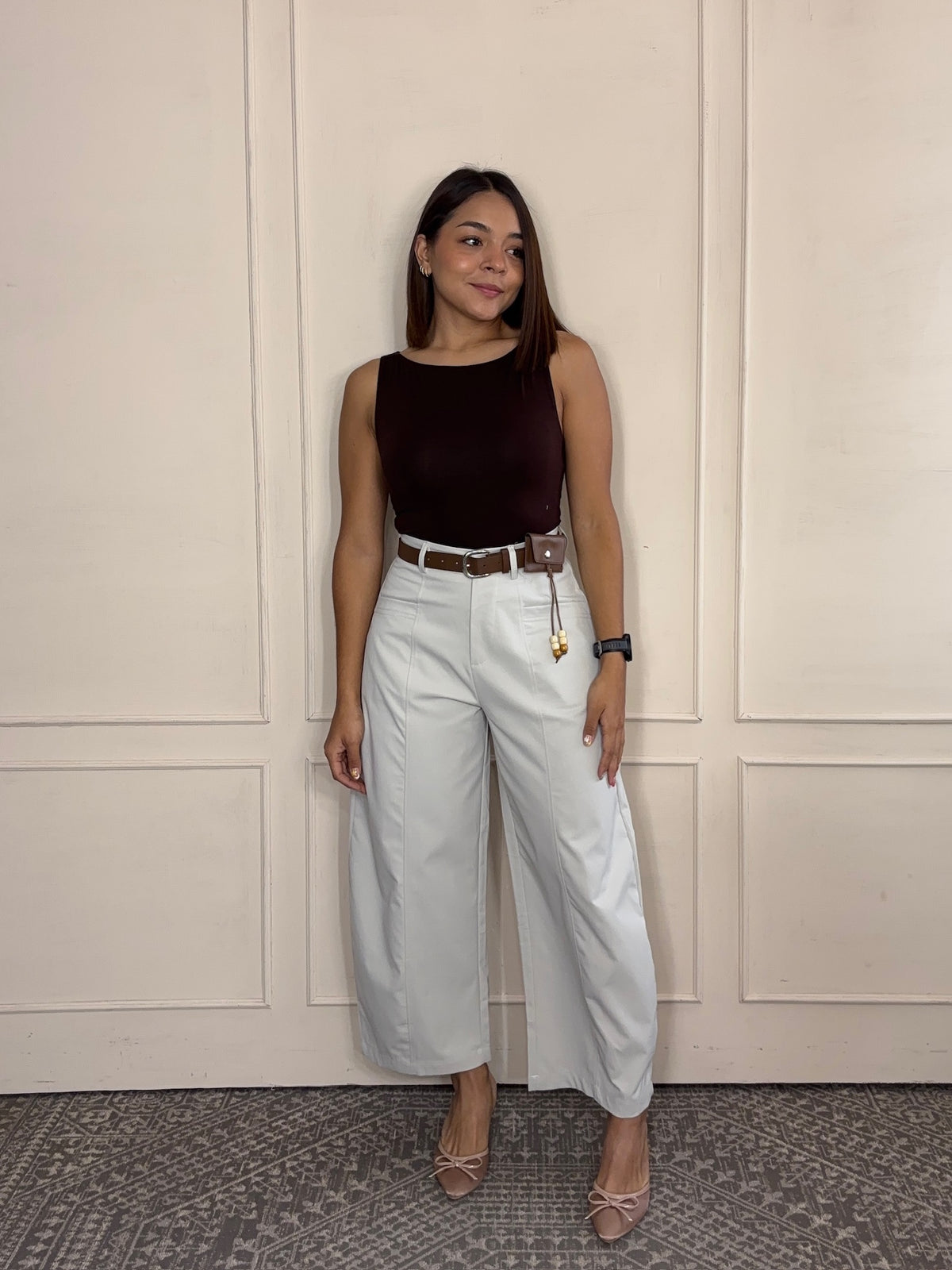 Pantalón Rocío · Pierna Curva con Cinto