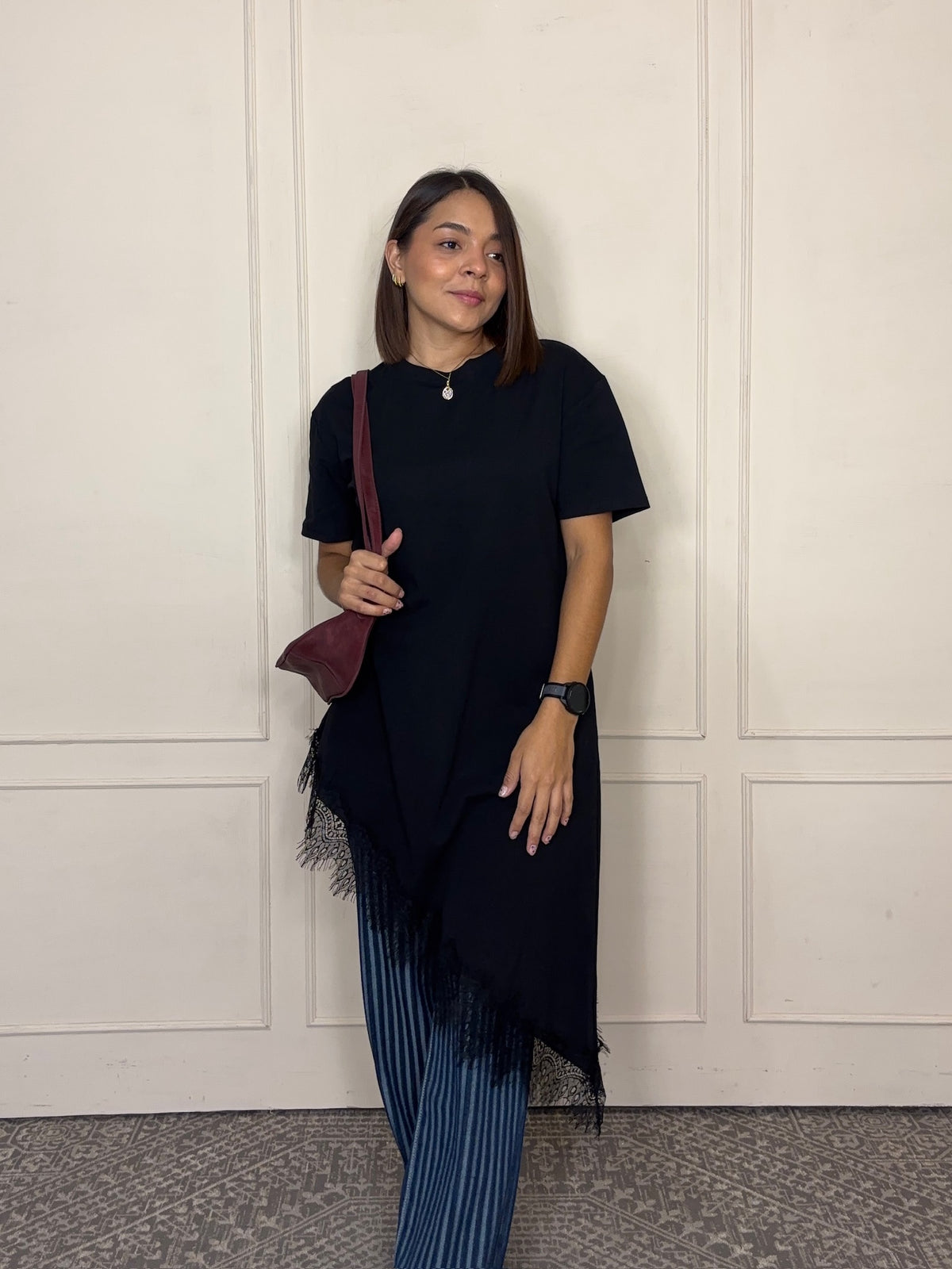 Blusa Ángela · Larga Asimétrica con Encaje