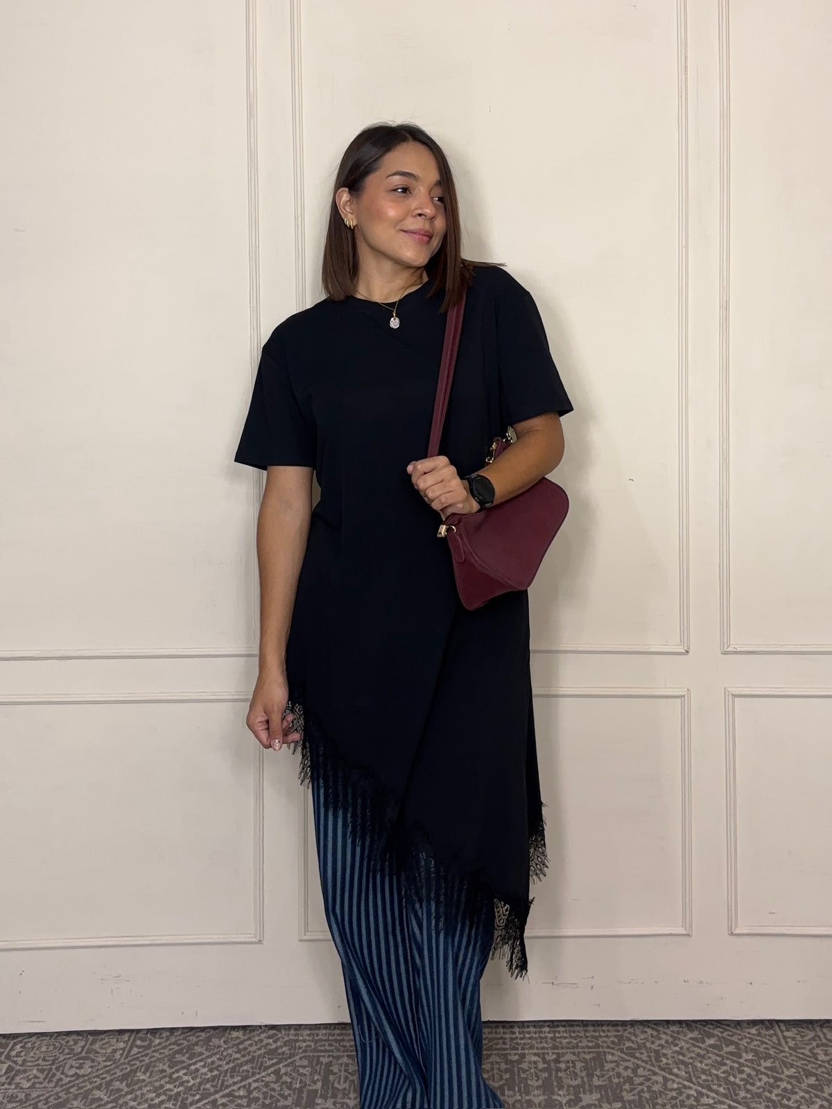Blusa Ángela · Larga Asimétrica con Encaje