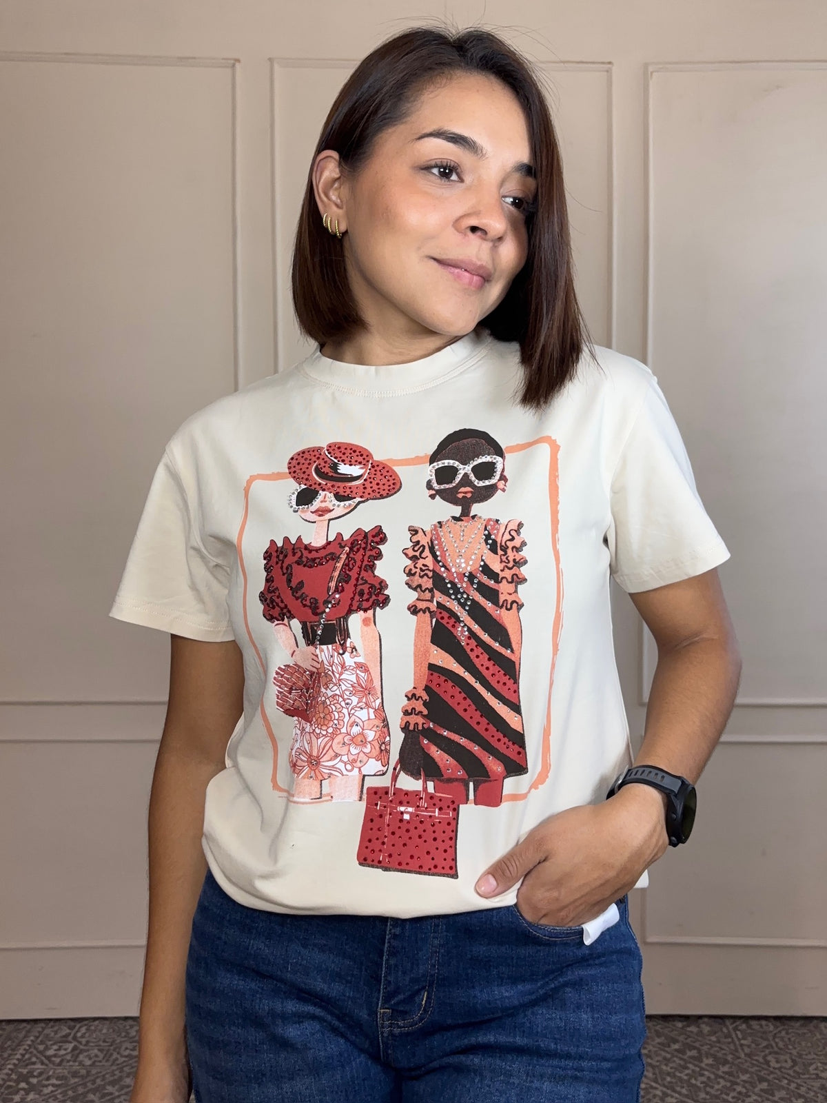 Playera mona brillitos