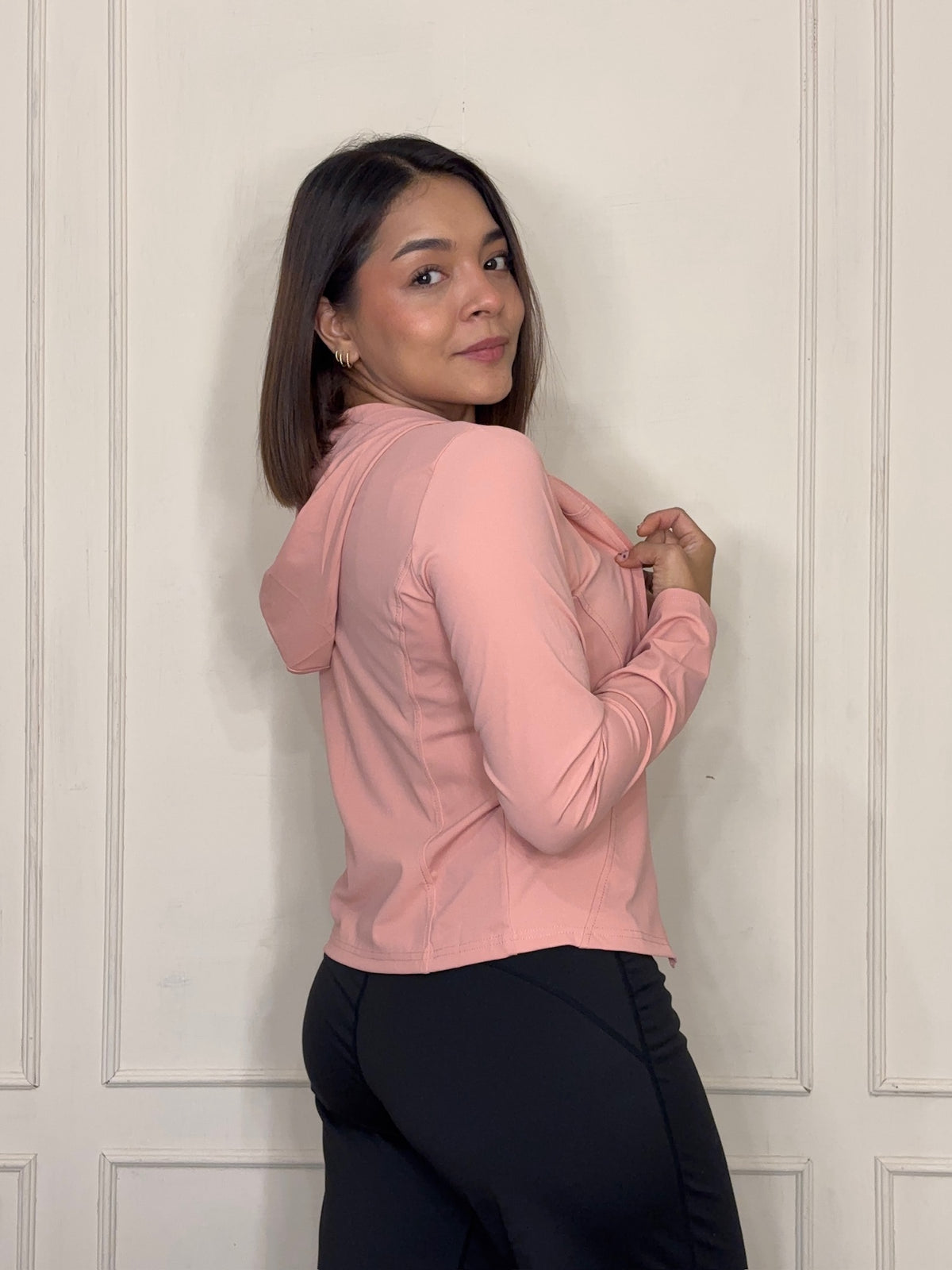 Chamarra Vanessa · Deportiva con Gorro