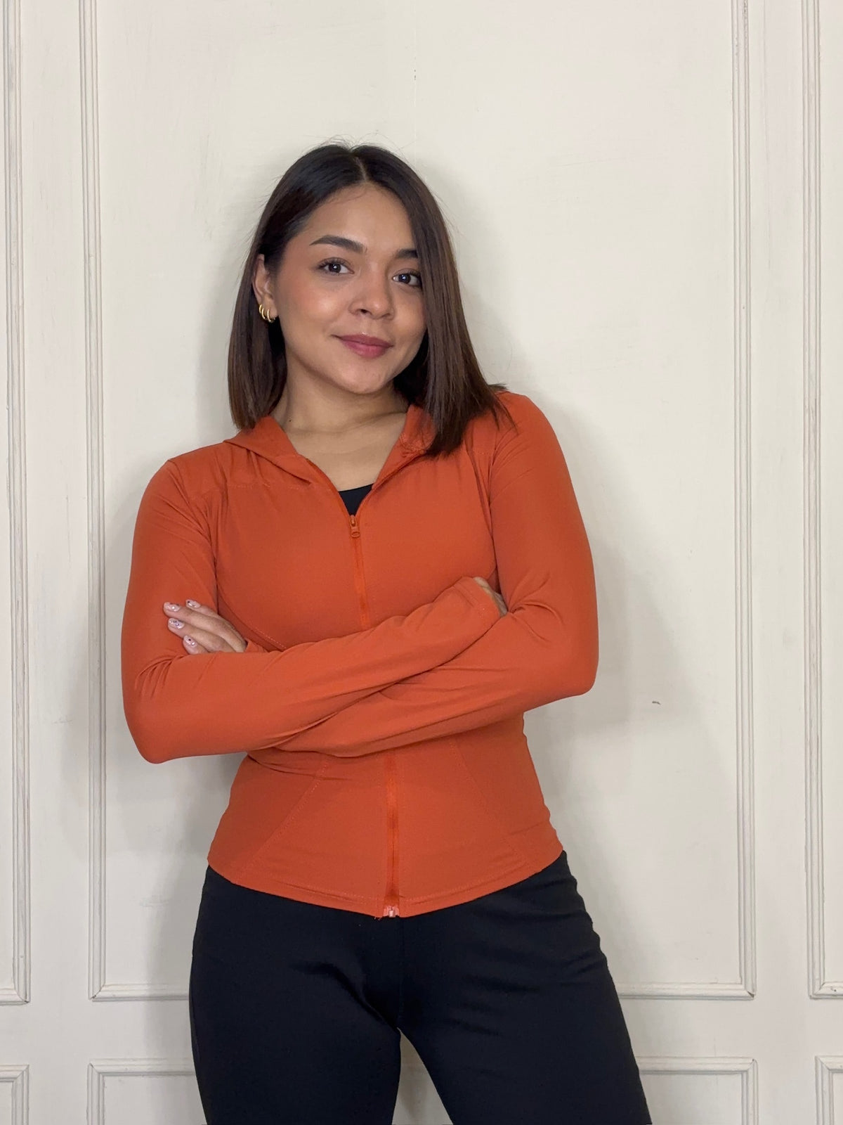 Chamarra Vanessa · Deportiva con Gorro