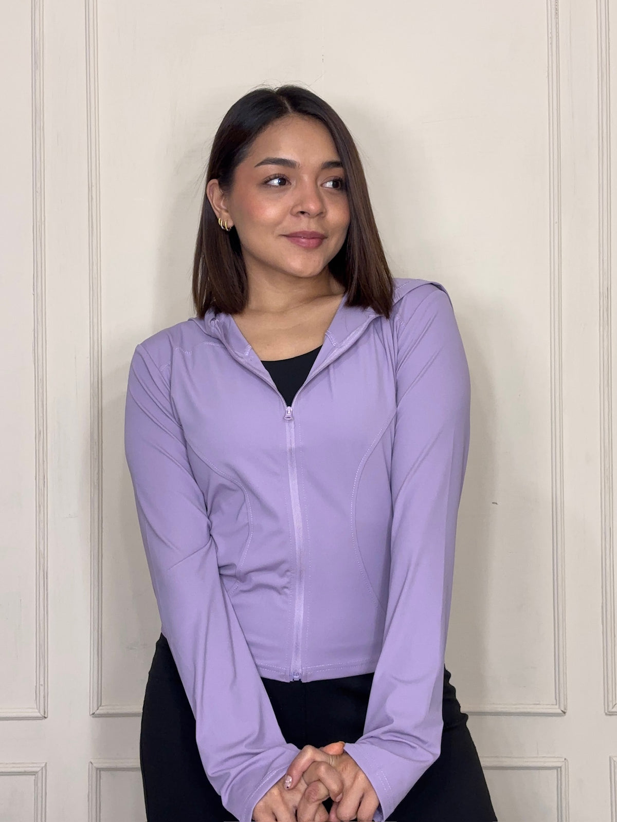 Chamarra Vanessa · Deportiva con Gorro