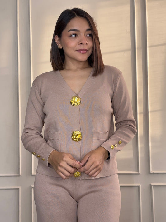 Conjunto Paloma · Dos Piezas Botones Grandes