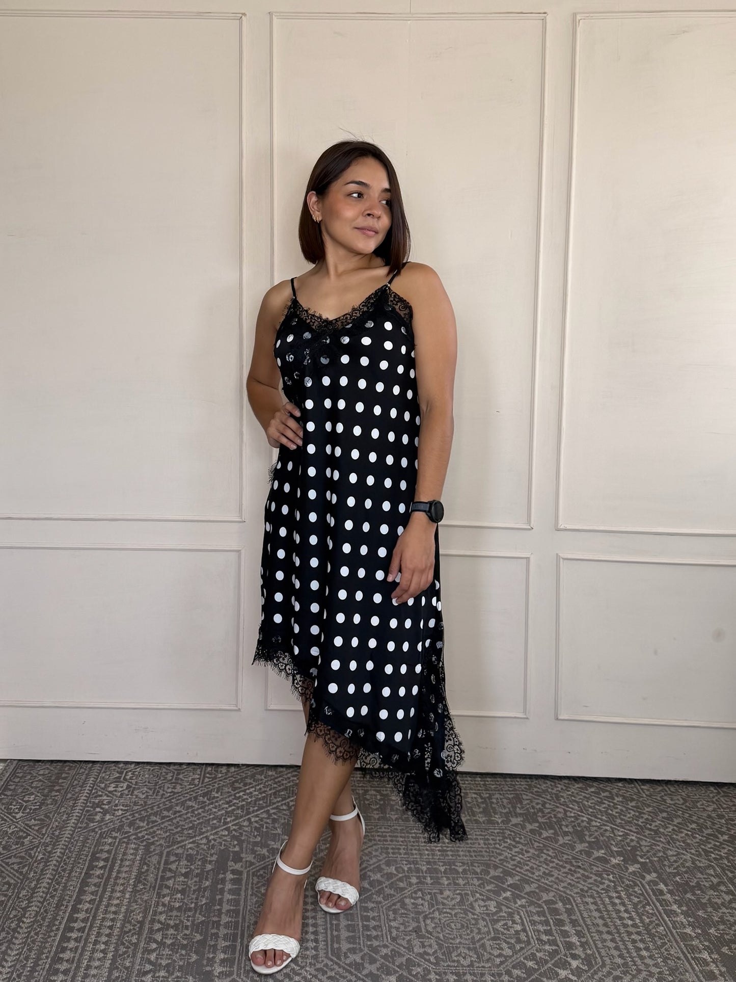 Vestido encaje polka dots