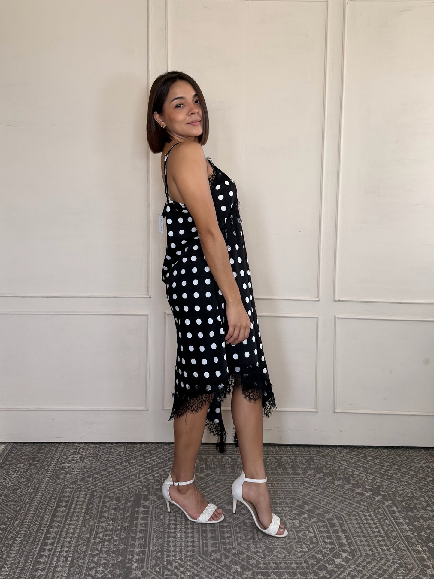 Vestido encaje polka dots