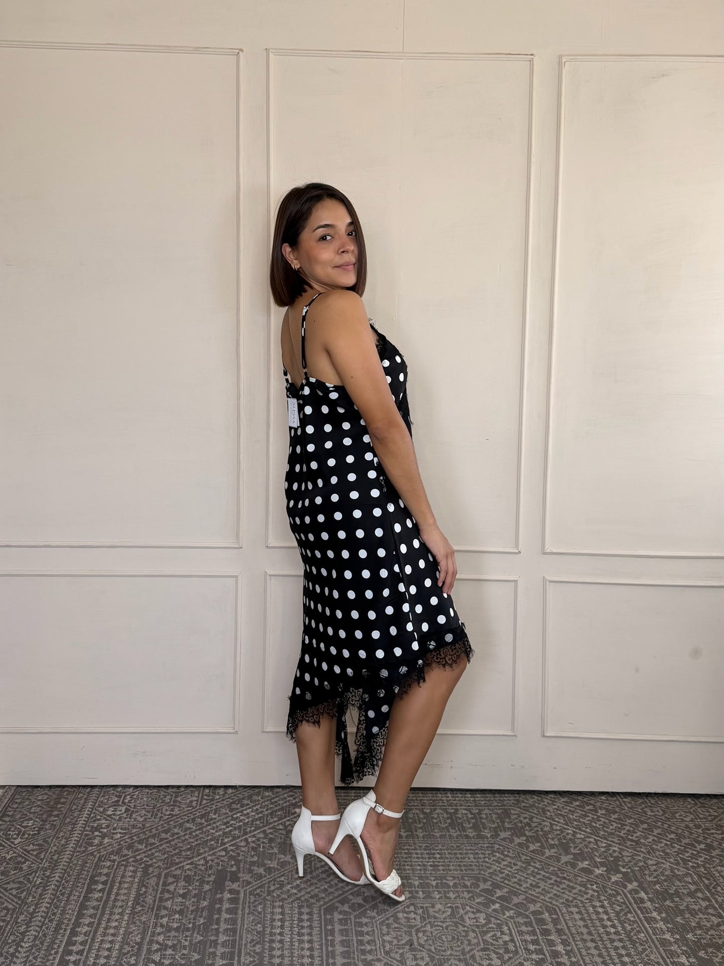 Vestido encaje polka dots