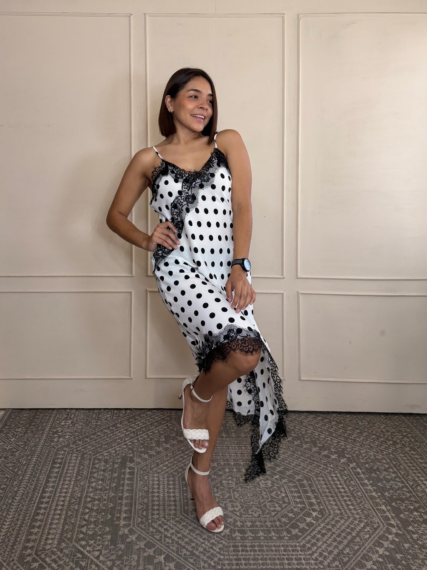 Vestido encaje polka dots