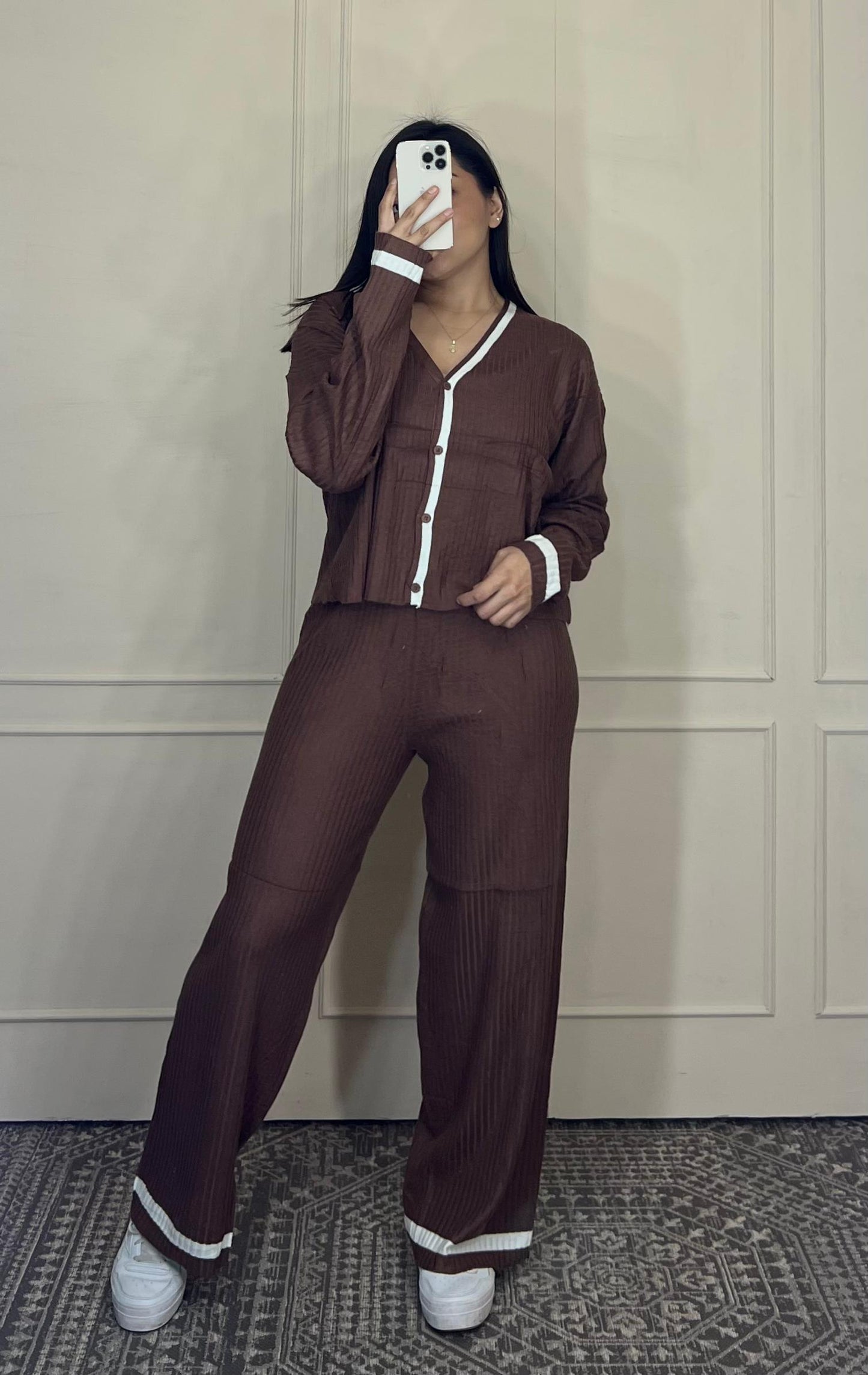 Conjunto sueter con pantalon linea basico