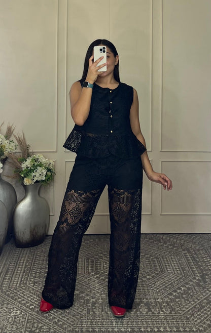 Conjunto chaleco y pantalon tejido