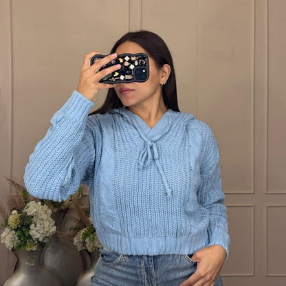 Sueter tejido con gorro