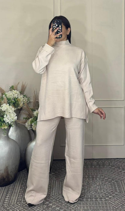 Conjunto basico cuello liso