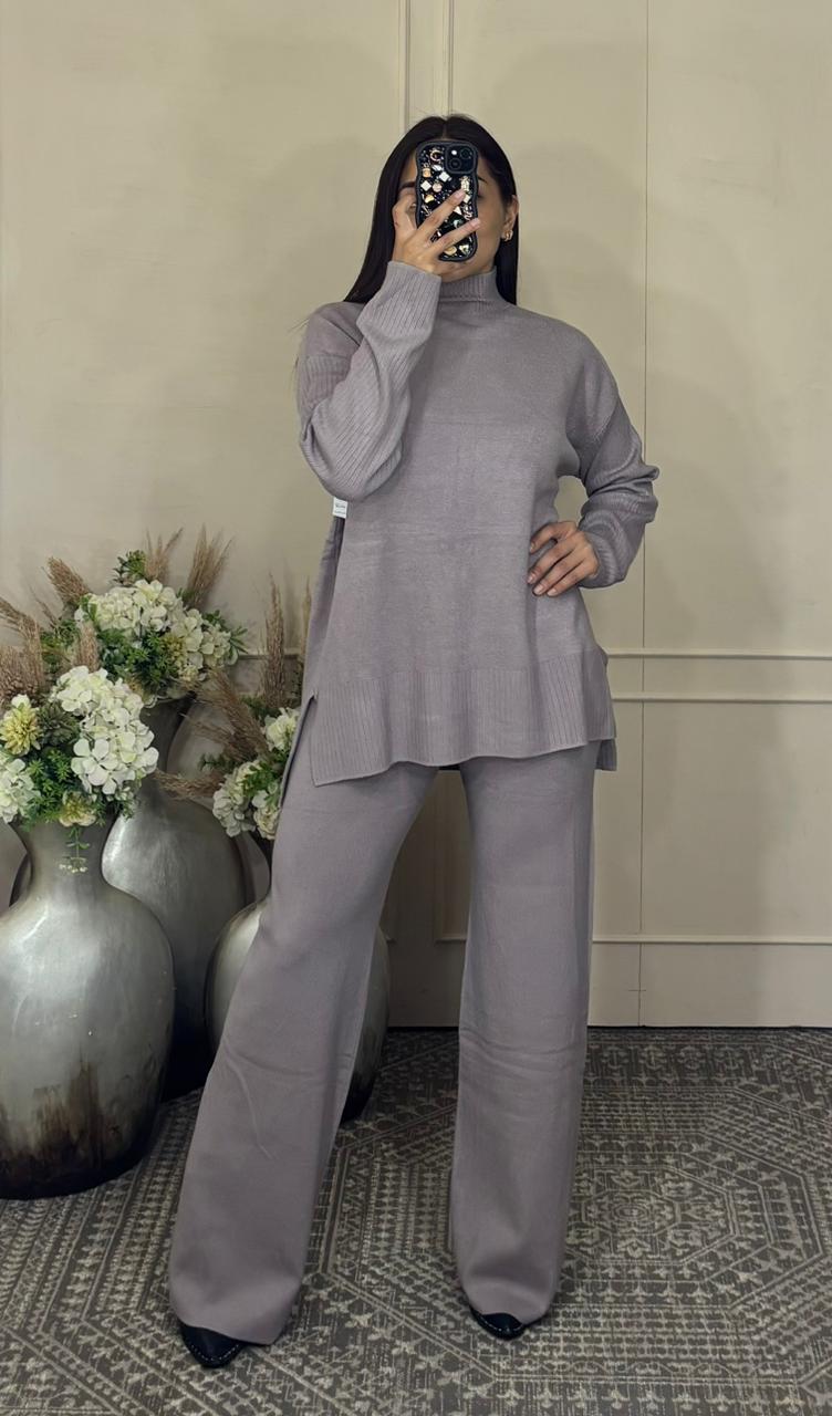 Conjunto basico cuello liso