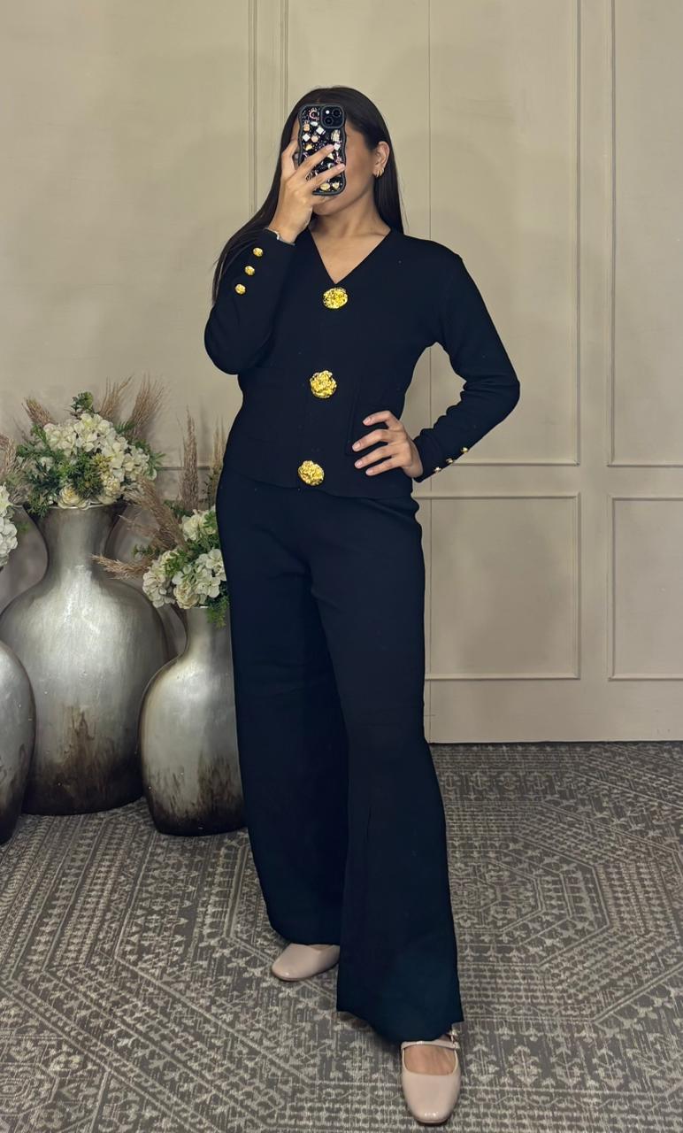 Conjunto boton dorado manga larga