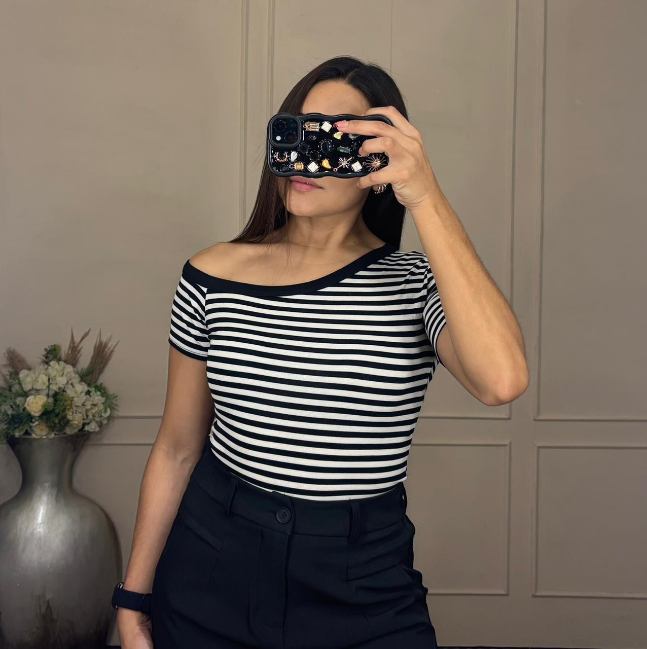 Blusa rayas hombro caido