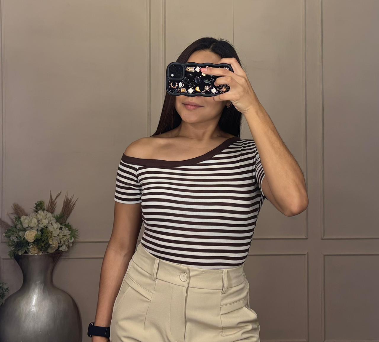 Blusa rayas hombro caido